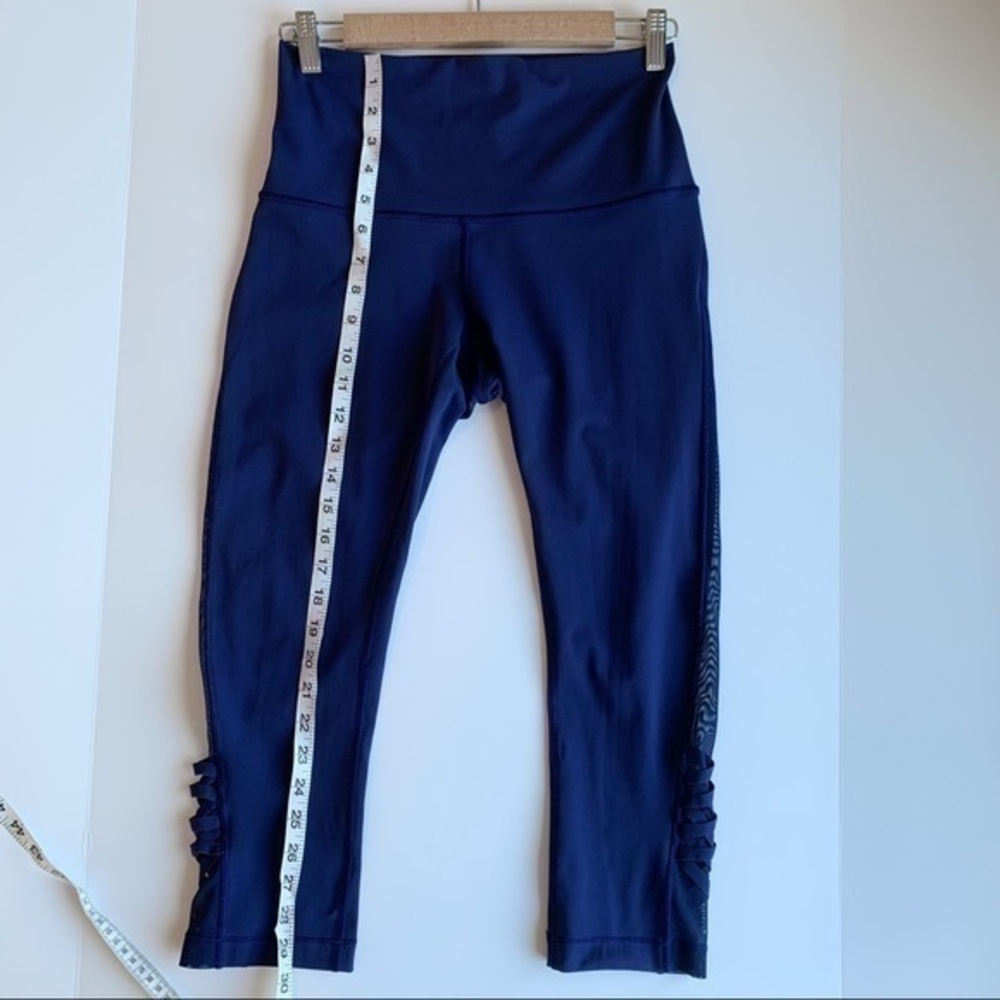 LULULEMON Minimalist Crop Hero Blue Size 8 - Picture 9 of 16
